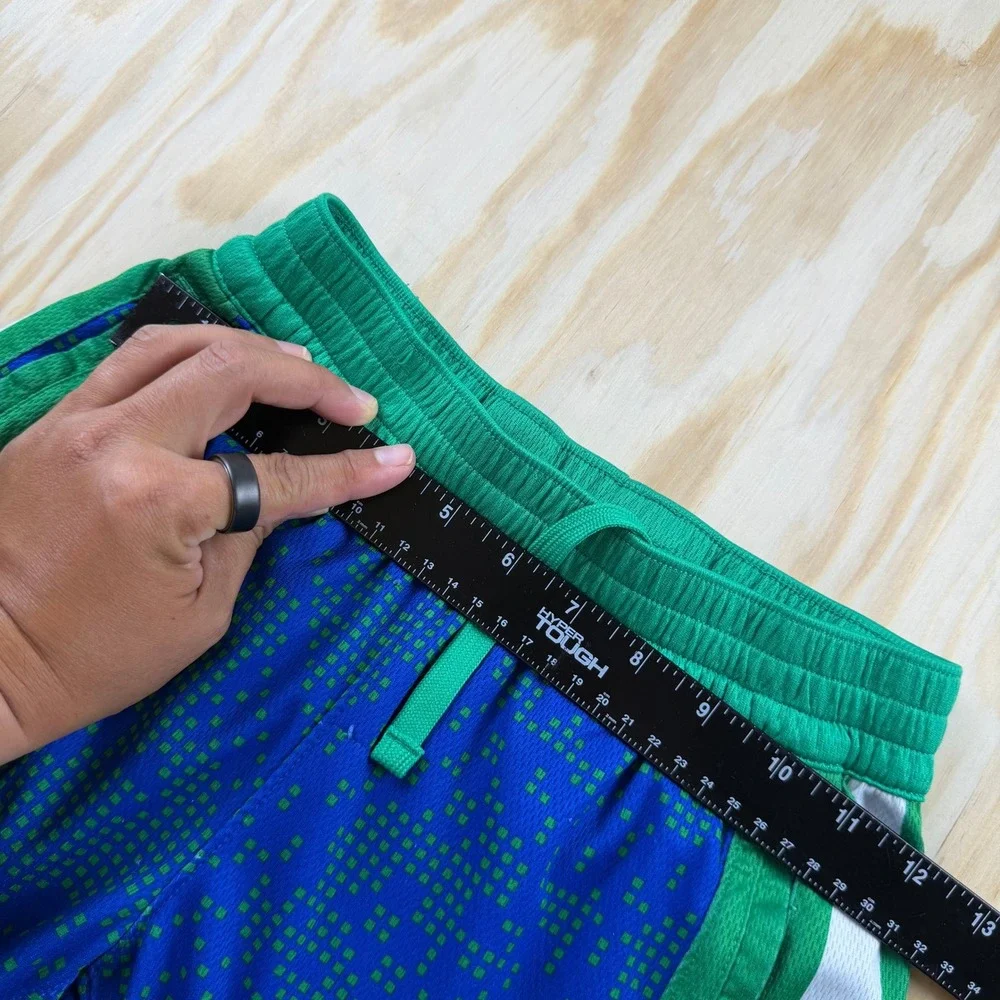 Nike Dri-FIT Elite Boys Basketball Shorts Blue Green Pixel Graphic Size Small